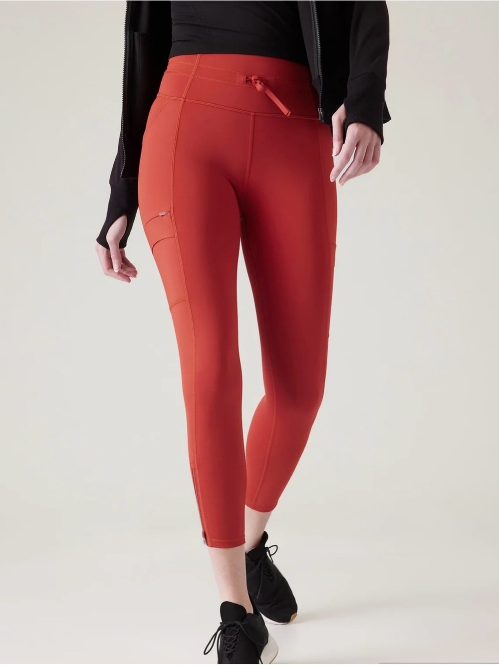 Athleta Rainier unrushed cargo 7/8 tight leggings medium